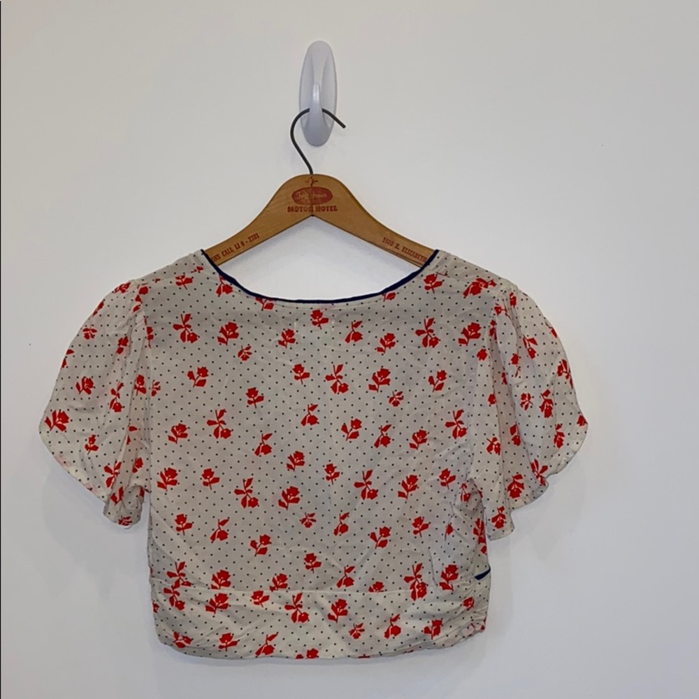 Patterned Blouse - Picture 3 of 6